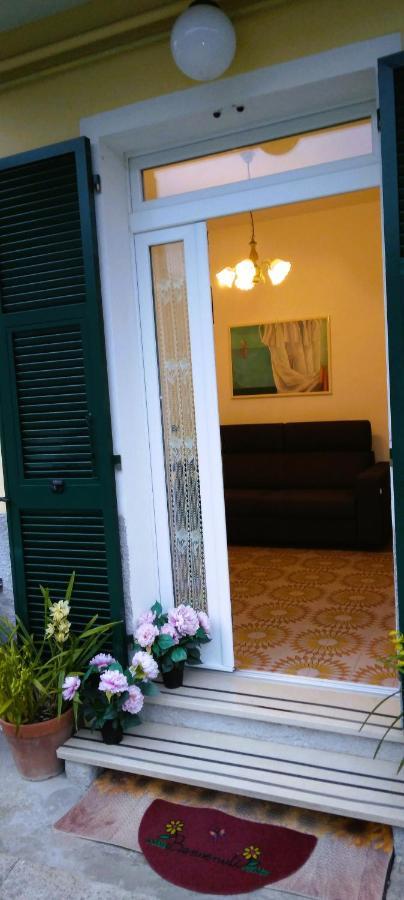 Casa Giulia Apartment Леванто Екстериор снимка